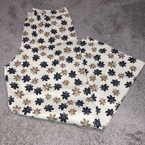 Shein wide leg, cream with daisy primt straight jeans